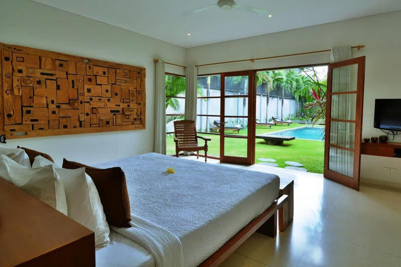 Villa Chocolat Seminyak Exterior foto