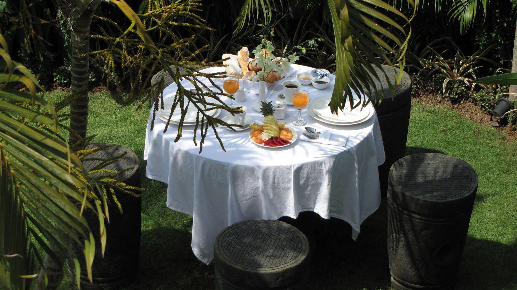 Villa Chocolat Seminyak Exterior foto